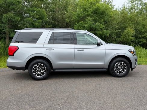 Certified 2024 Ford Expedition XLT AWD/4WD image 22