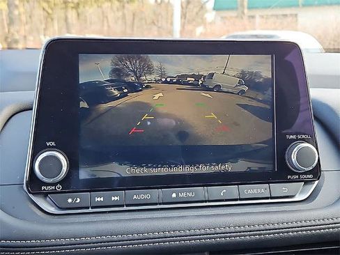 Certified 2025 Nissan Rogue S image 21