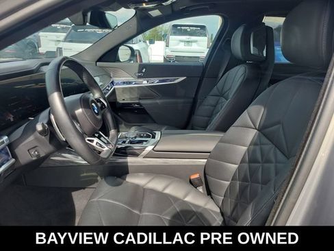 Used 2023 BMW 740i RWD image 26