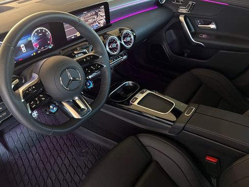 New 2025 Mercedes-Benz CLA 35 AMG 4MATIC image 9