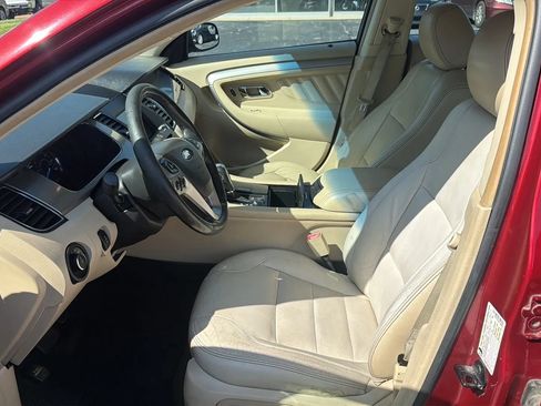 Used 2013 Ford Taurus SEL FWD image 9