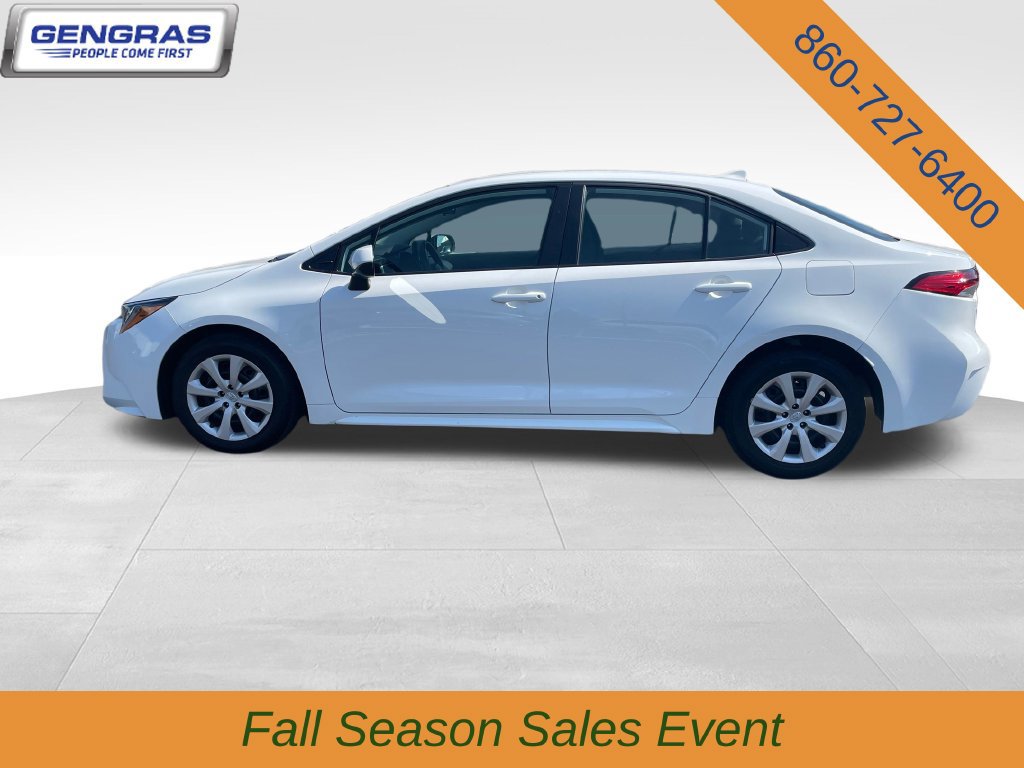 Used 2024 Toyota Corolla LE FWD image 5