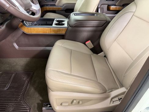 Used 2015 GMC Sierra 1500 SLT w/ SLT Crew Cab Value Package image 12