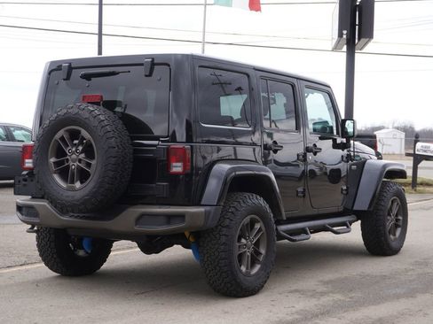 Used 2017 Jeep Wrangler Unlimited Sahara image 7