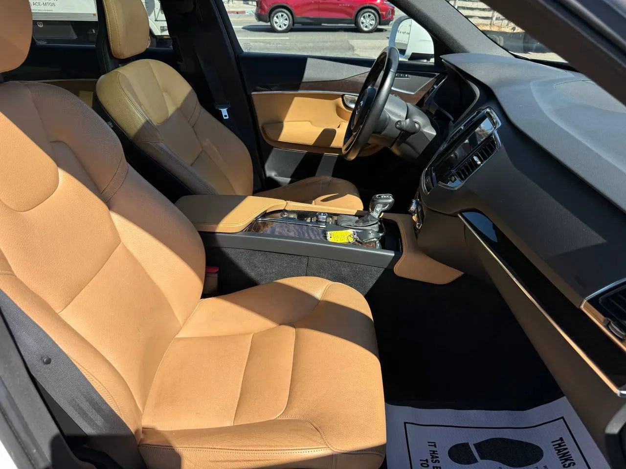 Used 2017 Volvo XC90 T6 Momentum w/ Vision Package AWD/4WD image 60