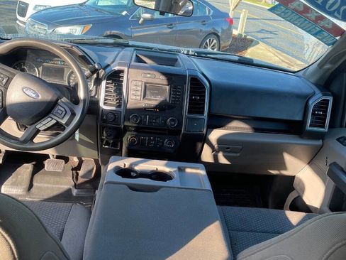 Used 2017 Ford F150 XLT w/ Trailer Tow Package image 12