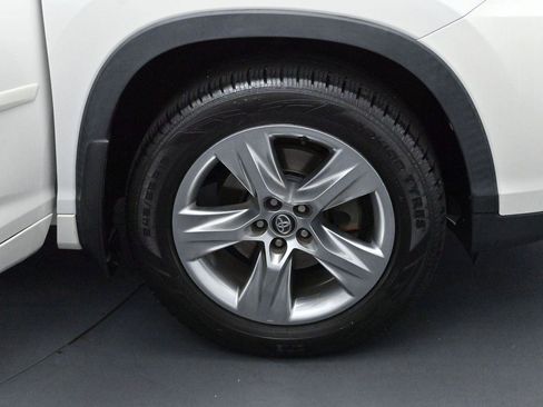 Used 2017 Toyota Highlander Limited w/ Protection Package #3 AWD/4WD image 40