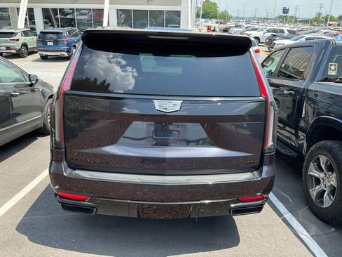 Used 2023 Cadillac Escalade Sport Platinum w/ LPO, ONYX Package AWD/4WD image 5