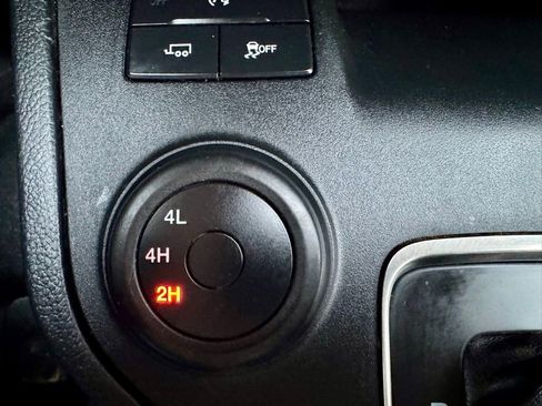 Used 2019 Ford Ranger XL w/ Equipment Group 101A Mid image 27