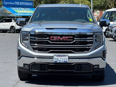 Used 2023 GMC Sierra 1500 SLT w/ SLT Convenience Package AWD/4WD image 8