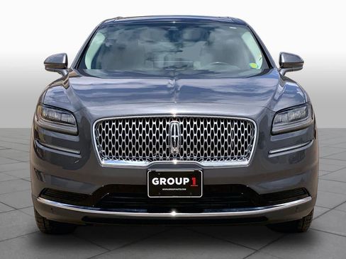 Used 2022 Lincoln Nautilus Reserve AWD/4WD image 4