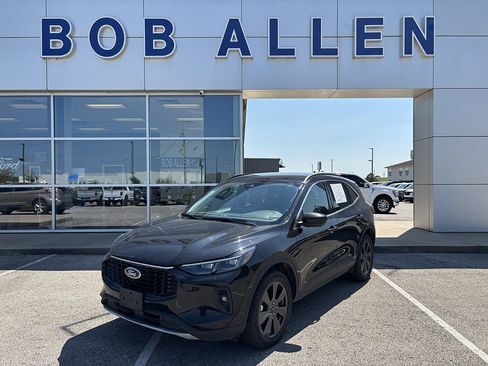 Used 2024 Ford Escape Platinum AWD/4WD image 1