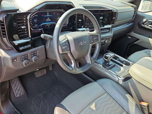 Used 2024 Chevrolet Silverado 1500 ZR2 w/ Technology Package AWD/4WD image 16