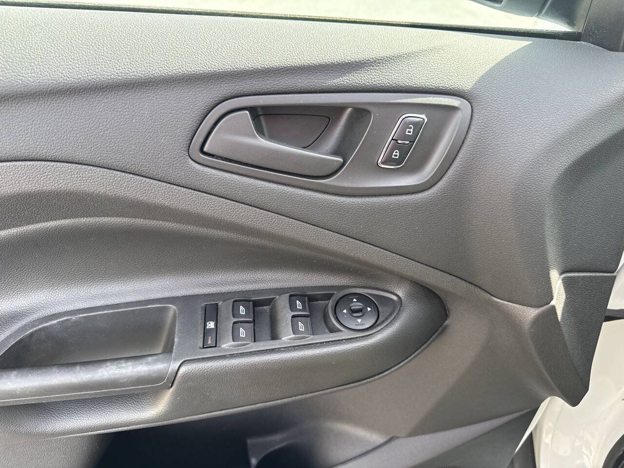 Used 2016 Ford Escape S FWD image 14