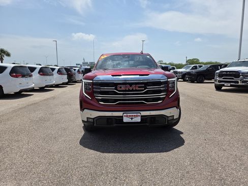 Used 2024 GMC Sierra 1500 SLT w/ SLT Premium Plus Package AWD/4WD image 2