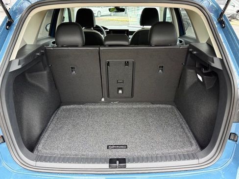 New 2026 Volkswagen Taos SE AWD/4WD image 18