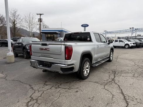 Used 2020 GMC Sierra 1500 SLT w/ SLT Premium Package image 9