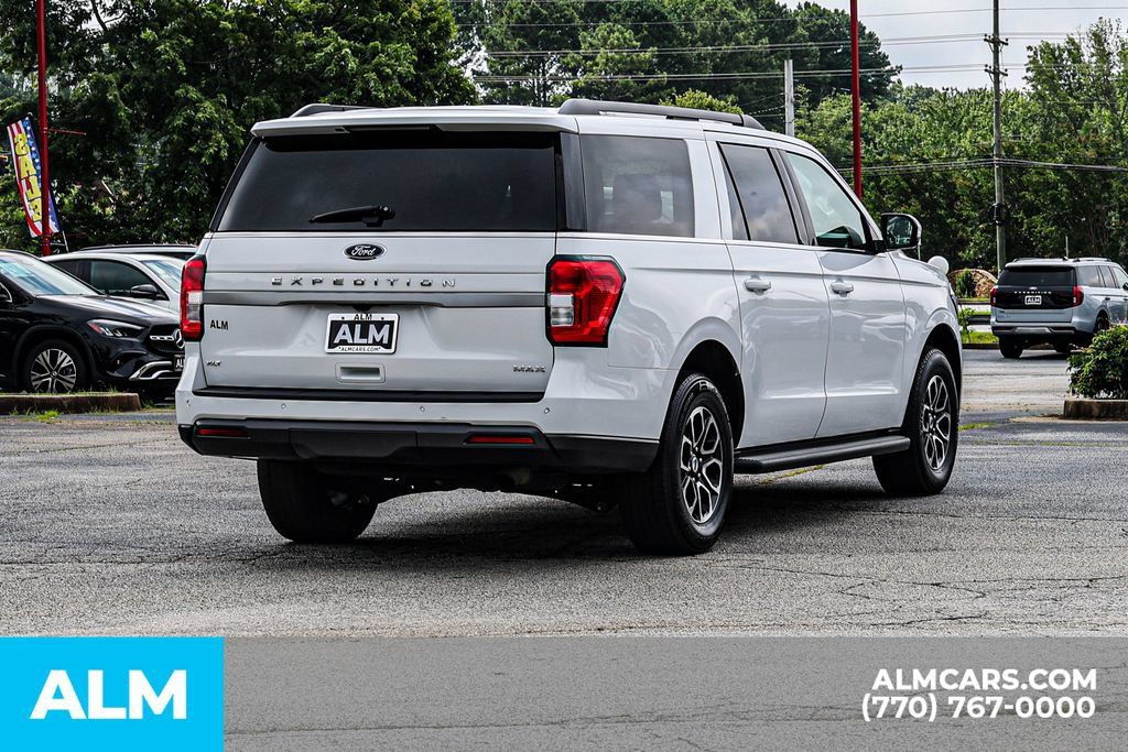 Used 2024 Ford Expedition Max XLT RWD image 5