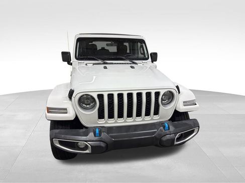 Used 2023 Jeep Wrangler Unlimited Sahara w/ Cold Weather Group AWD/4WD image 3