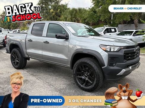 Used 2024 Chevrolet Colorado Trail Boss w/ Technology Package AWD/4WD image 9