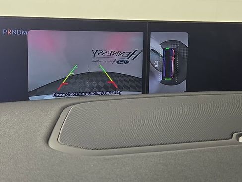 New 2025 Lincoln Navigator Reserve image 16