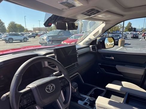 Used 2024 Toyota Tundra Limited image 15
