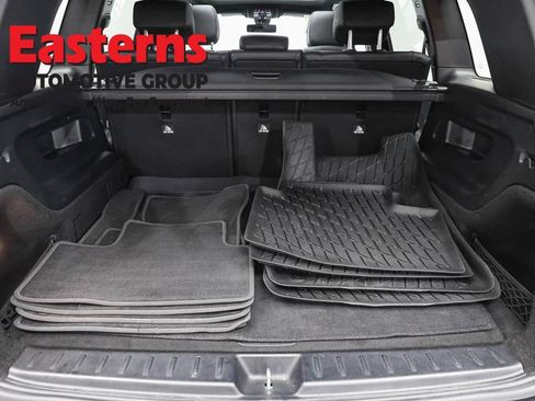 Used 2022 Mercedes-Benz GLB 250 4MATIC w/ Premium Package Lite image 9