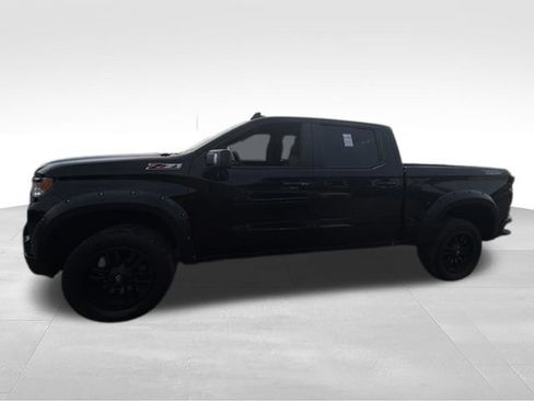 Used 2024 Chevrolet Silverado 1500 LT Trail Boss w/ Convenience Package II AWD/4WD image 32