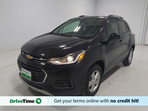 Used 2022 Chevrolet Trax LT w/ LT Convenience Package AWD/4WD image 1