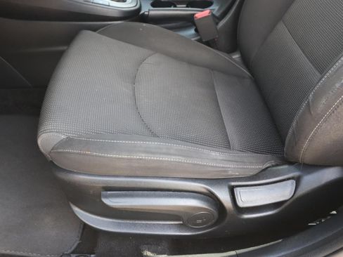 Used 2019 Kia Forte LXS FWD image 15
