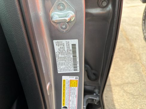 Used 2023 Honda CR-V Sport image 31