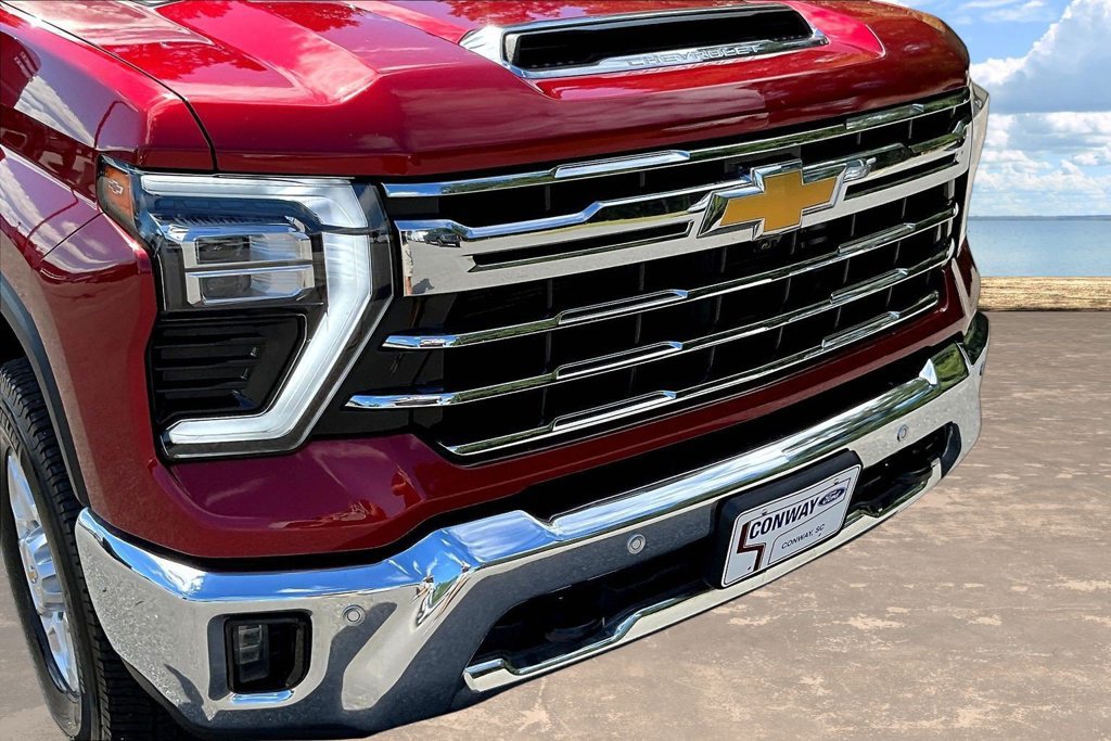 Used 2024 Chevrolet Silverado 2500 LTZ w/ LTZ Premium Package AWD/4WD image 35
