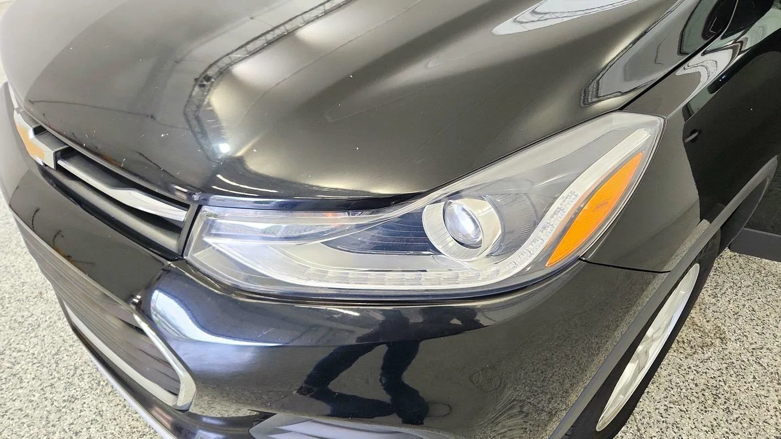 Used 2019 Chevrolet Trax LT w/ Driver Confidence Package FWD image 32