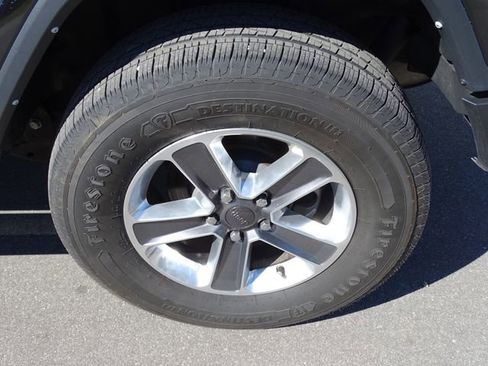 Used 2021 Jeep Wrangler Unlimited Sahara image 17