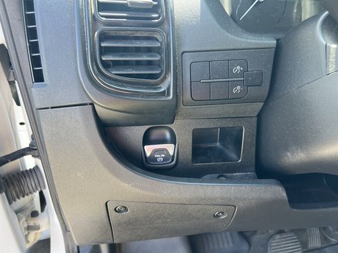 Used 2023 RAM ProMaster 2500 FWD image 11