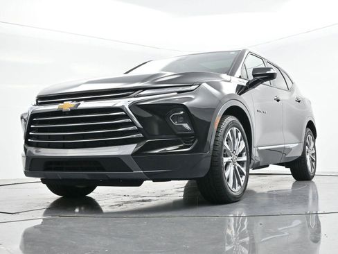 Used 2024 Chevrolet Blazer Premier w/ Driver Confidence II Package image 44