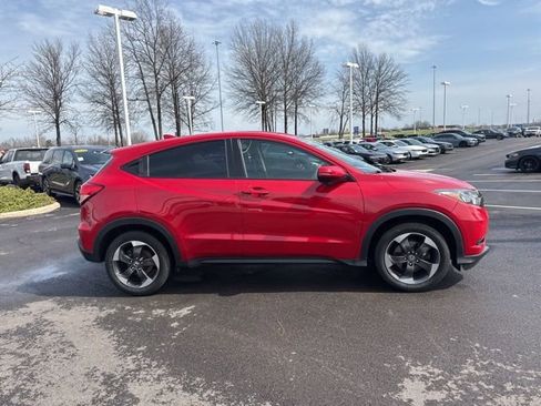 Used 2018 Honda HR-V EX image 8