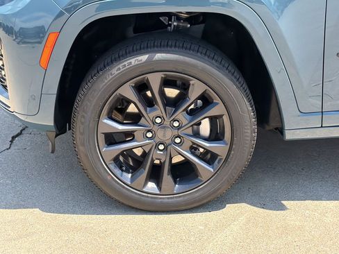 New 2026 Jeep Grand Cherokee L Limited AWD/4WD image 12