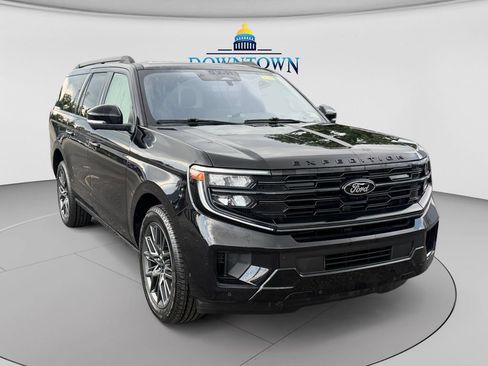 Used 2025 Ford Expedition Max Platinum w/ Stealth Performance Package AWD/4WD image 1
