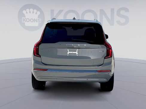 New 2026 Volvo XC90 B6 Plus w/ Protection Package Premier image 5