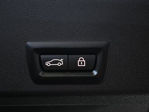 Used 2023 BMW XM AWD/4WD image 37