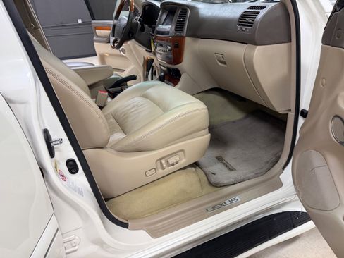 Used 2007 Lexus LX 470 4WD image 24