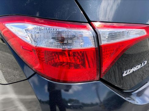 Used 2016 Toyota Corolla LE FWD image 28