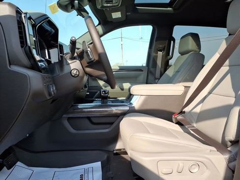 New 2026 Chevrolet Silverado 1500 LTZ w/ LTZ Premium Package image 8