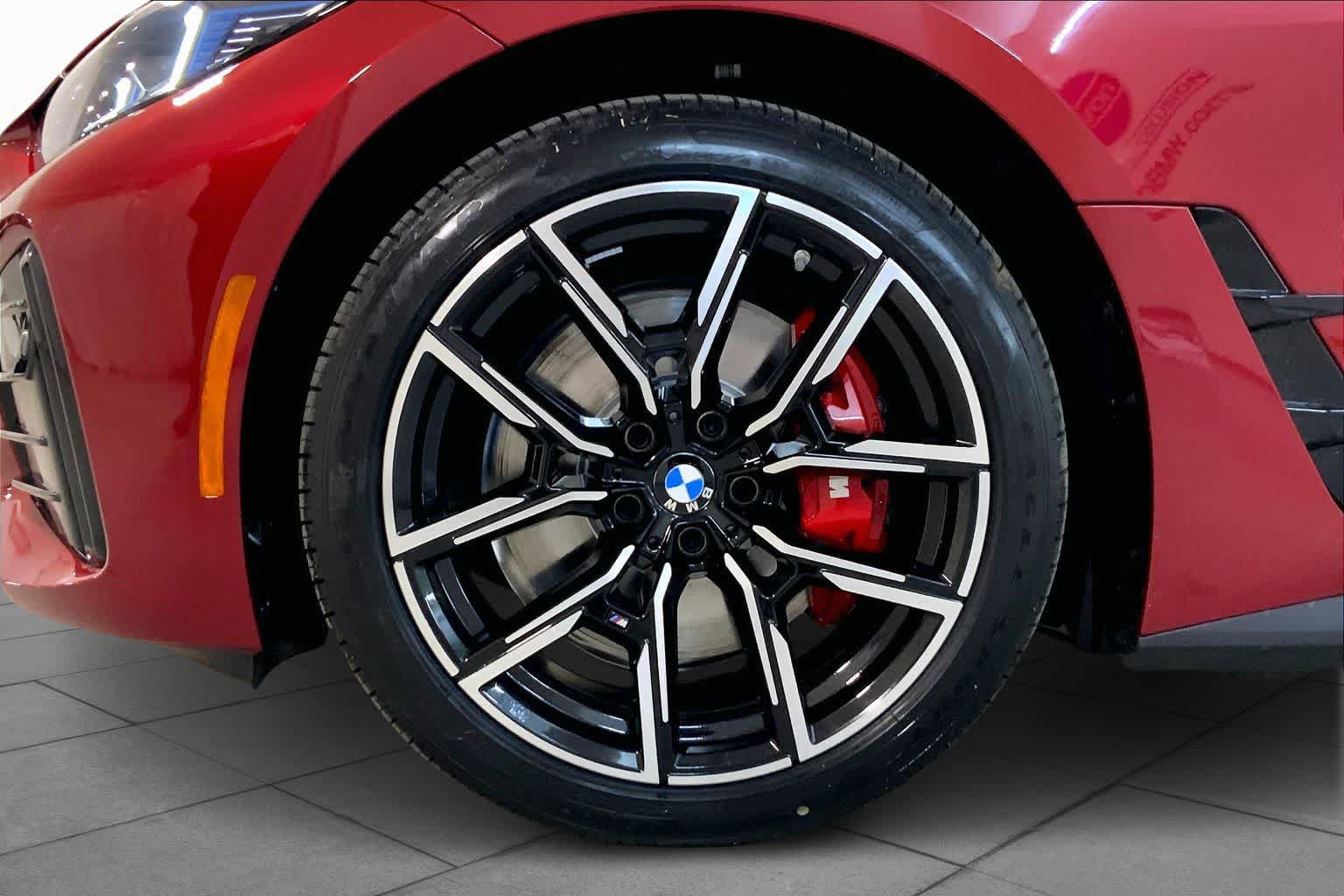 New 2026 BMW i4 xDrive40i w/ M Sport Package AWD/4WD image 11