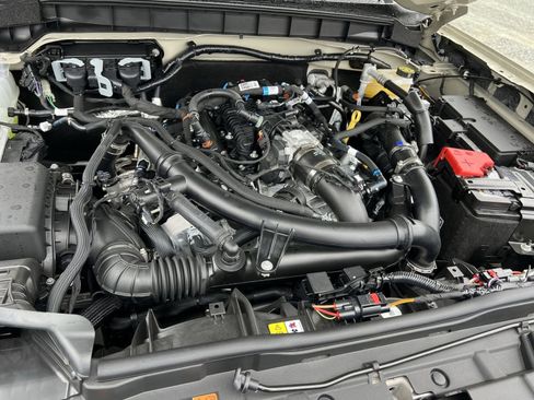 New 2026 Ford Bronco Outer Banks w/ Sasquatch Package image 27