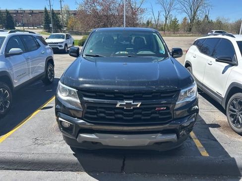 Used 2022 Chevrolet Colorado Z71 w/ Z71 Midnight Edition image 3