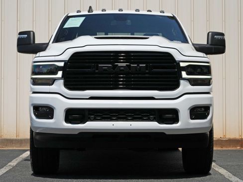 Used 2024 RAM 3500 Laramie w/ Night Edition AWD/4WD image 7