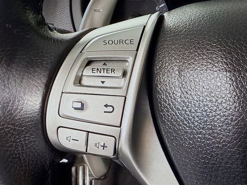 Used 2017 Nissan Altima 2.5 SR image 14