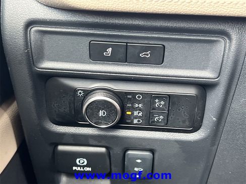 Used 2024 Ford Expedition Max Limited image 17